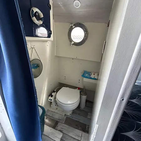 Bateau Albacore Bateau-hôtel *